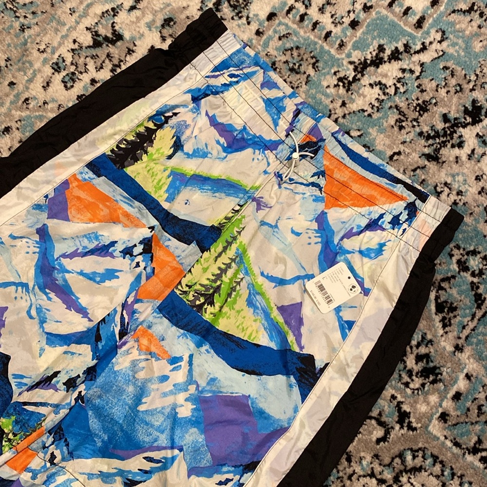 NWT Free People Movement Printed End Zone Pants Sz. Large - Picture 7 of 13